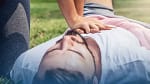 how does cpr differ in an unresponsive adult choking victim